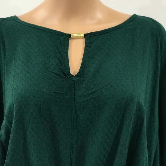 NWT Plus Size Emerald Pattern Bell Sleeve Shirt - Picture 3 of 8